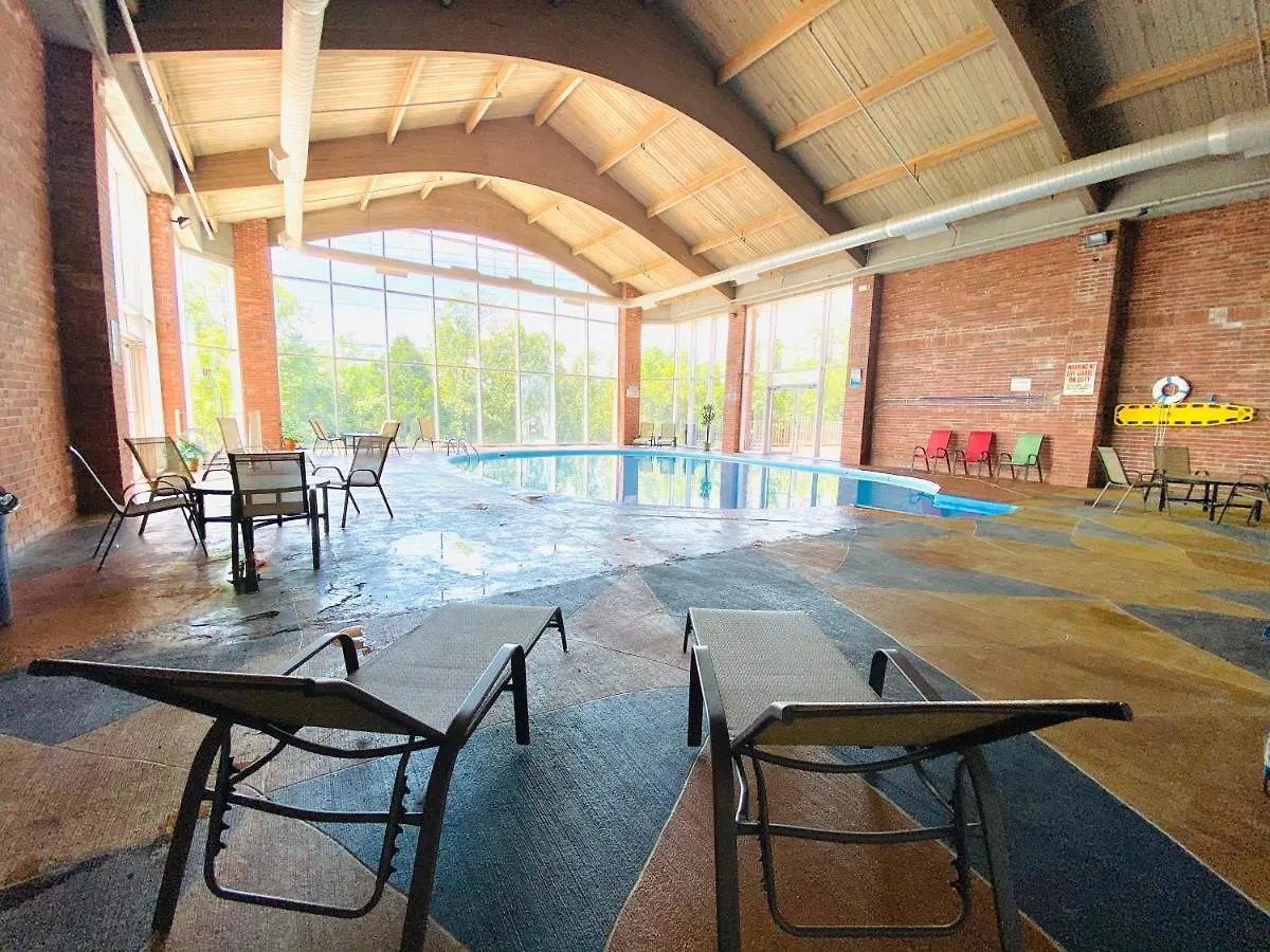 Hotel Howard Johnson By Wyndham Theatre District Branson